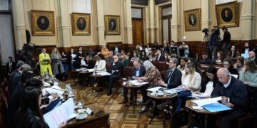 Plenaria de las comisiones de Poblacin y Desarrollo Humano y de Presupuesto y Hacienda, el 1 de noviembre de 2023, en el saln Illia del Senado de la Nacin, en Buenos Aires; Argentina. (Fotos: Celeste Salguero/Comunicacin Senado).-