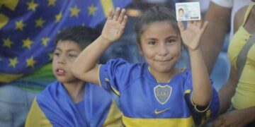 Deportes - Festejos por el día del hincha de Boca en la Bombonera
12-12-2017
Foto: Fernando de la Orden