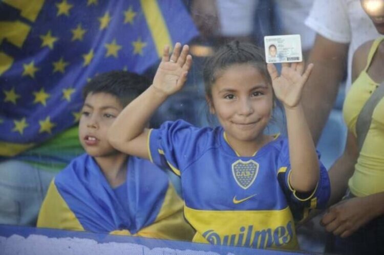 Deportes - Festejos por el día del hincha de Boca en la Bombonera
12-12-2017
Foto: Fernando de la Orden