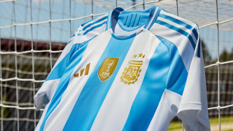 Nueva camiseta de la Selección Argentina de Fútbol