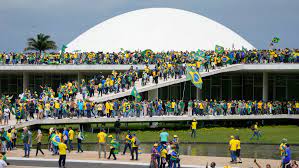Brasil: nuevos acusados por el plan golpista que buscaba matar a Lula da Silva 3 Simpatizantes de bolsonaro en el palacio legislativo 2022 - 2