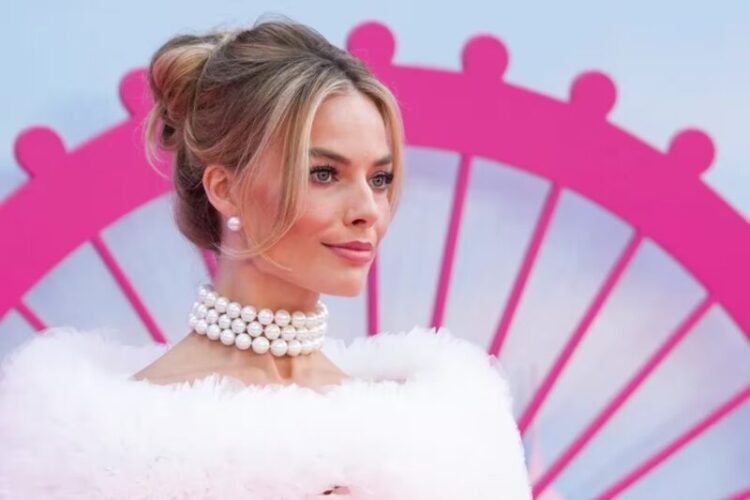 Margot Robbie, la actriz que interpreta a Barbie disfruta de unas vacaciones en la Patagonia