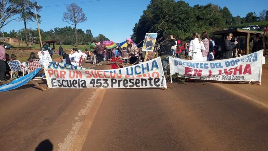 Protestas en Misiones | Libertarios pidieron que se respete el derecho a circular libremente en rutas protesta 1 - 2