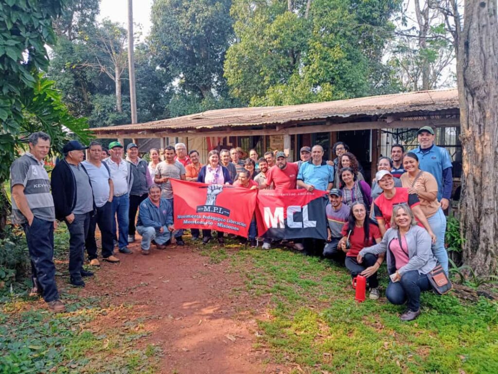 El MPL lanzó un paro de 48 horas, con un repudio al proyecto que declara a la educación como “servicio esencial” asamblea del MPL tras la media sancion del proyecto que declara a la educacion como servicio esencial 3 - 1