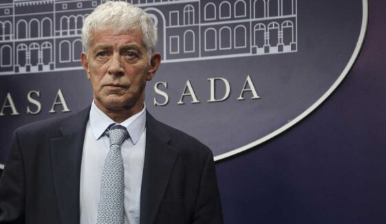 El Gobierno creó el procedimiento de mediación prejudicial en salud para descomprimir el sistema judicial 4 El PROMESA estará a cargo del Ministerio de Justicia, con apoyo del Ministerio de Salud, y se regirá por principios de voluntariedad, celeridad y confidencialidad.
