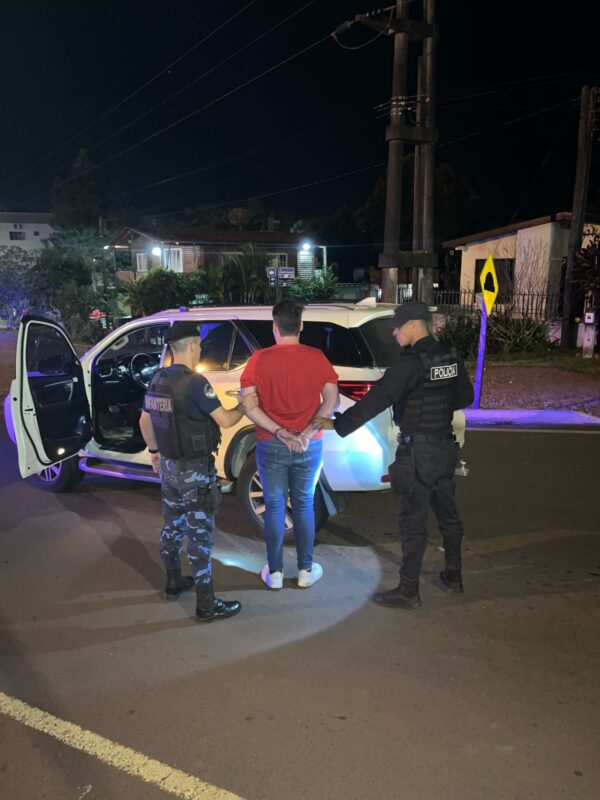 Camioneta que había sido robada en Camboriú fue recuperada en Irigoyen 4d95cf94 41db 451c 9ed4 7040afa9d3a9 - 2