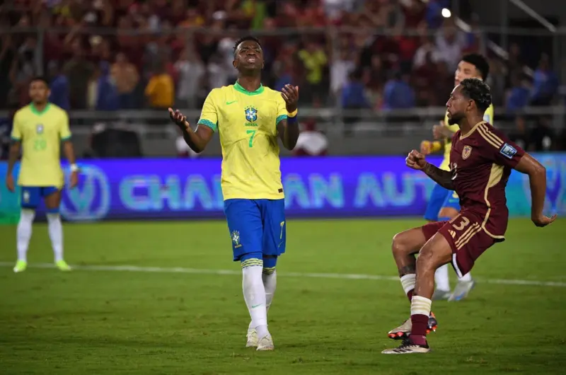 Brasil acarrea sensibles bajas para enfrentar a Argentina por las Eliminatorias 4 Brasil 1 - 3