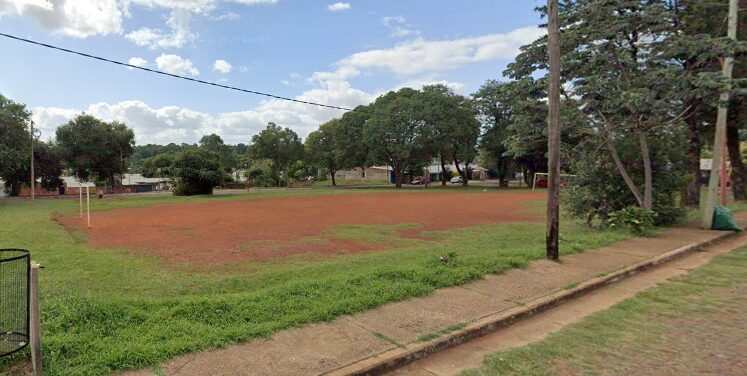 Vecinos de la Chacra 243 patrullan su barrio y reclaman más presencia policial Chacra 243 - 2