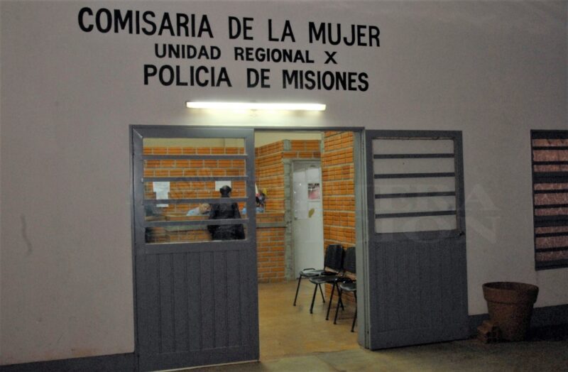 Violento golpeó a su pareja embarazada, apuñaló al cuñado y se autolesionó en el Barrio Fátima de Posadas Comisaria de la Mujer barrio Fatima - 1
