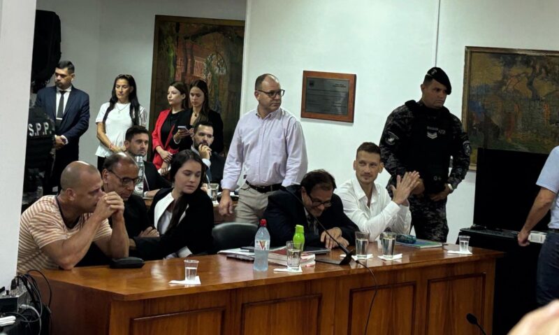 JUICIO KICZKA ACUSADOS 1 - 7