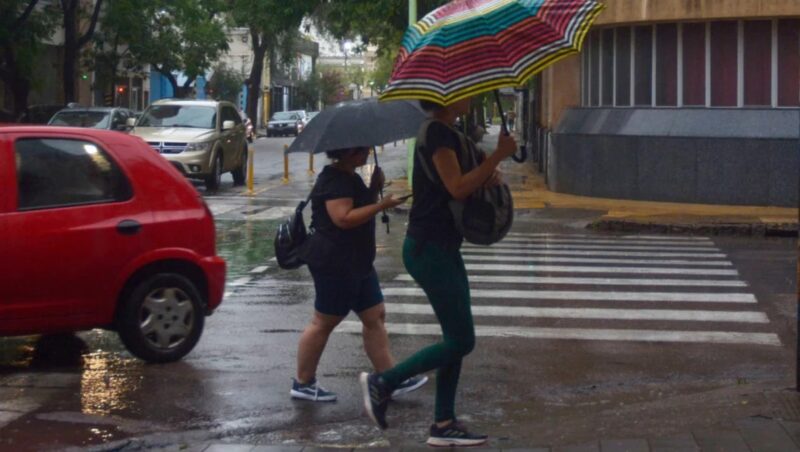 Bahía Blanca, nuevamente bajo alerta meteorológica por fuertes tormentas bahía blanca