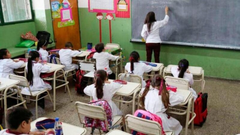 Salario docente: Nación fijó el mínimo en $500.000 sin el aval de gremios salario docente