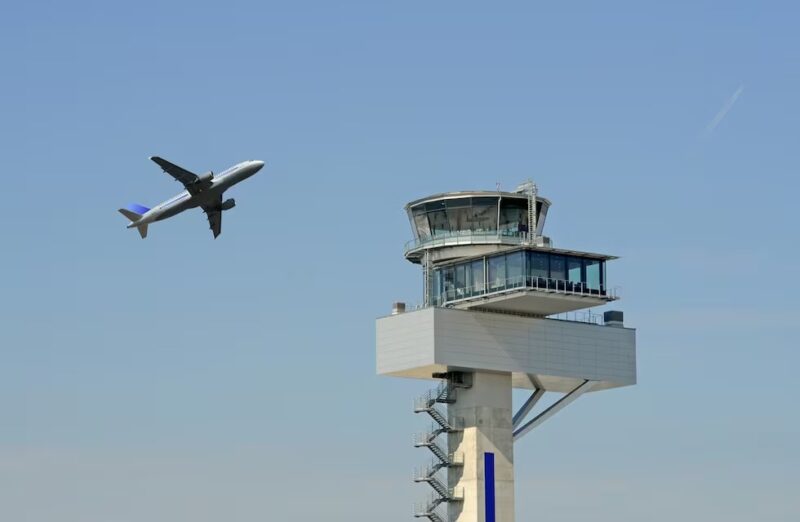 Un avión de Aerolíneas Argentinas estuvo una hora sobrevolando Sauce Viejo por un insólito motivo Aerolíneas Argentinas