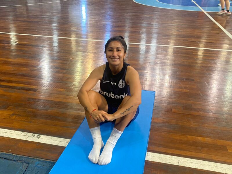 La misionera Cecilia López, jugará para Argentina la Copa América de Futsal cecilia lopez3 - 2