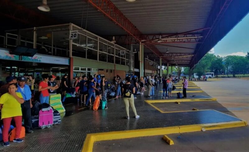 Volver para Navidad: misioneros que regresan al pueblo 4 El reencuentro familiar sigue siendo prioridad para quienes viven lejos y vuelven al pueblo en Navidad, aun en un contexto económico adverso