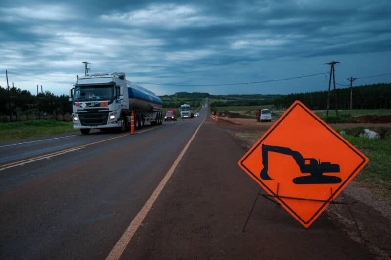 Drástica caída: la inversión pública de Milei en Misiones fue de menos del 0,1% 6 DPV AUTOVIA RN105 II - 5