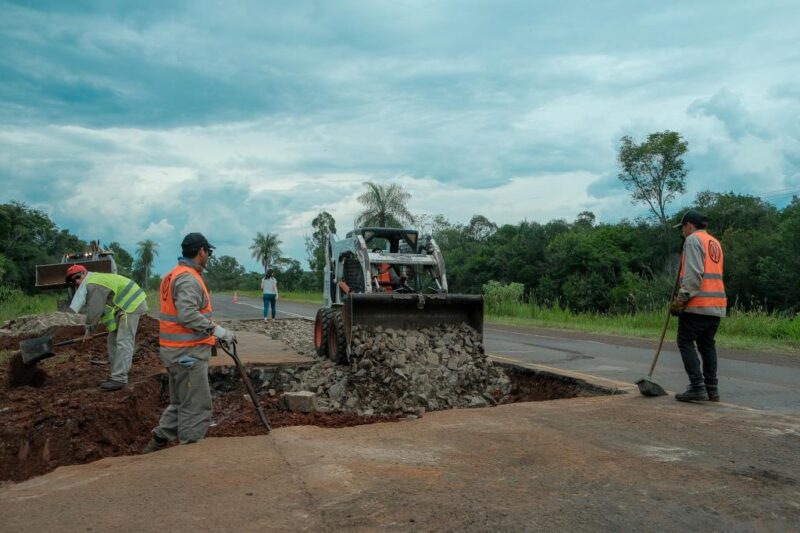 Drástica caída: la inversión pública de Milei en Misiones fue de menos del 0,1% 10 DPV BACHEO RP4 2 - 9