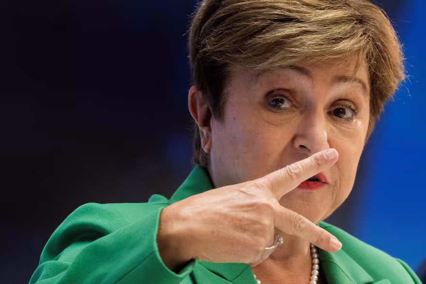 FMI: Georgieva salió a aclarar sus dichos sobre las elecciones en Argentina 5 FMI 2 - 4