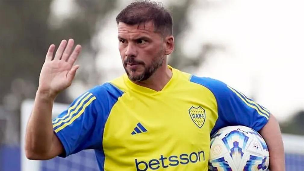 Herrón, el entrenador interino de Boca luego de la salidas de Gago 5 Herron 2 - 4