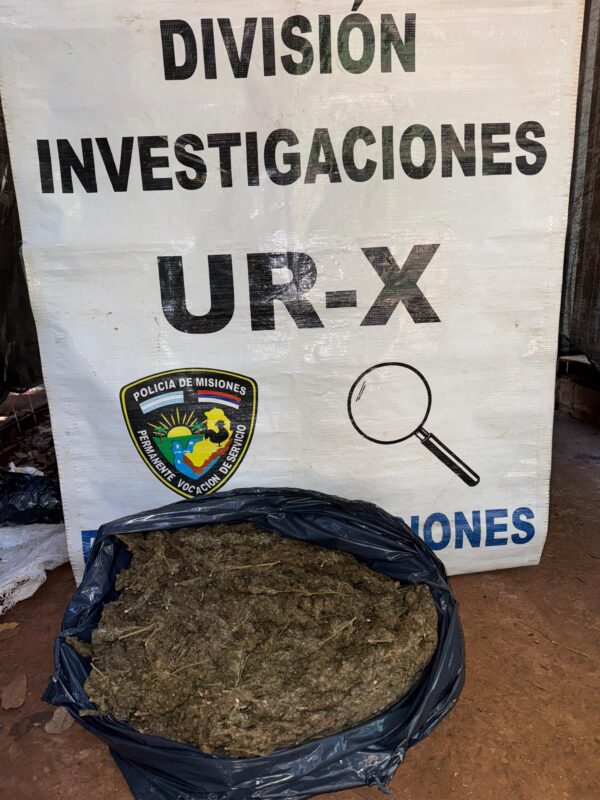 Descubren presunto acopio de estupefacientes en un garaje de Villa Cabello 3 Imagen de WhatsApp 2025 04 14 a las 19.21.24 4f8eee46 - 2