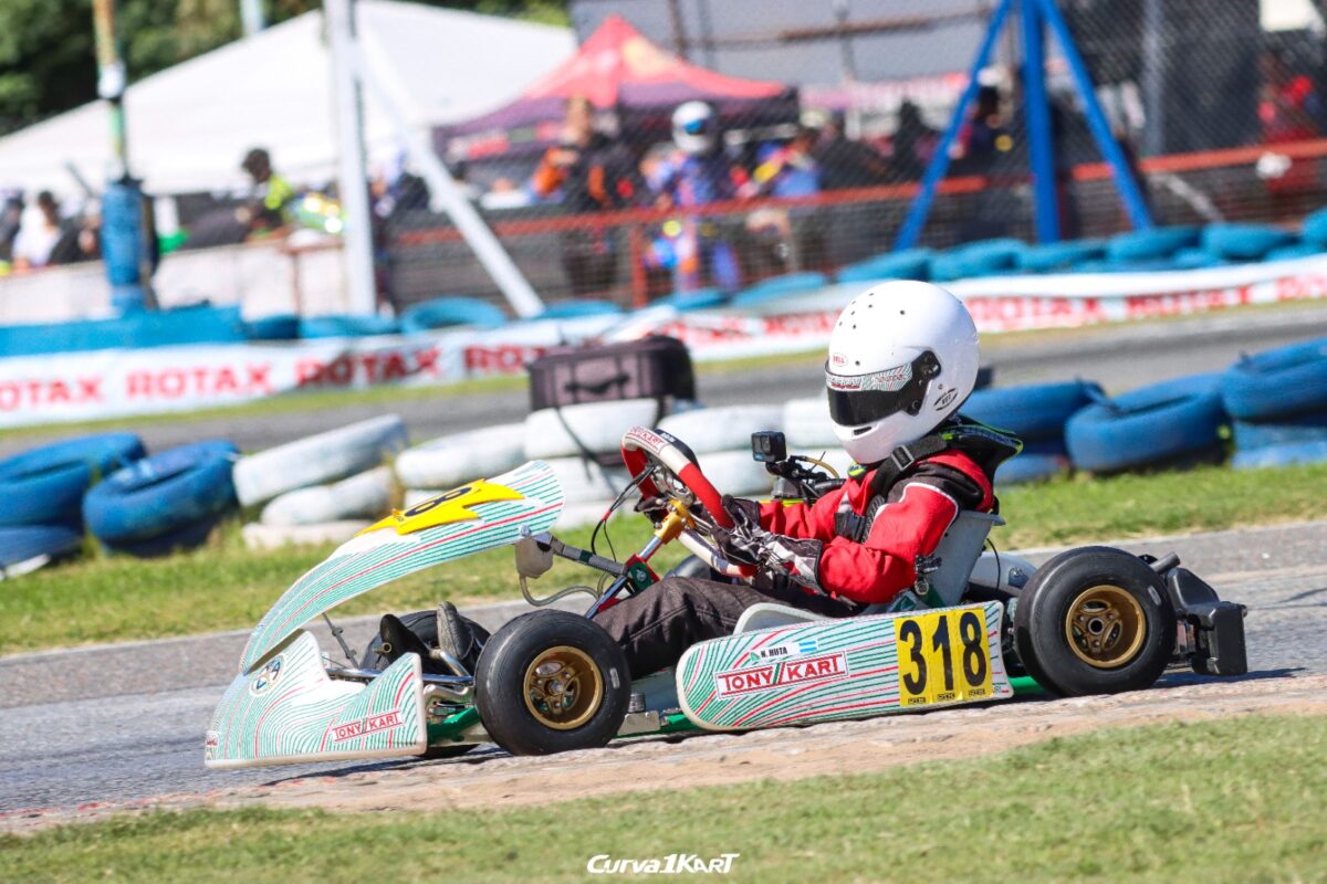 Gran participación de los misioneros Grimaldi y Huta en la tercera fecha de la Rotax Bue 5 Karting 2 - 4