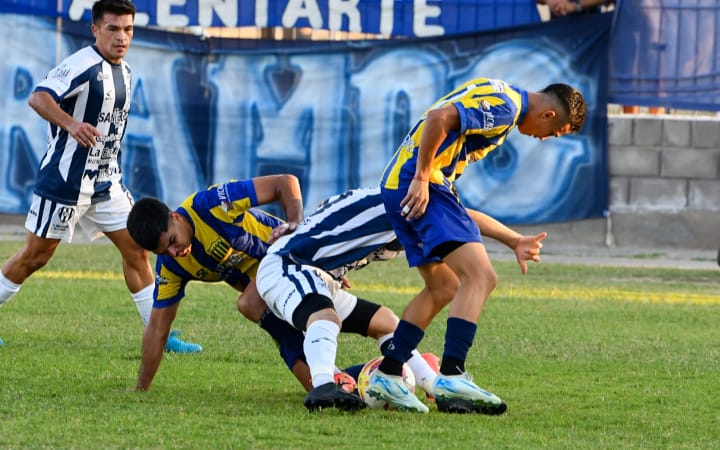 Federal A: Mitre recibirá a Rafaela en busca de una necesitada victoria Mitre 5 - 5