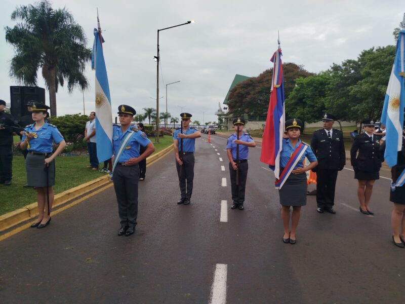 Posadas conmemoró a los veteranos de Malvinas en el Monumento de la costanera 16 WhatsApp Image 2025 04 02 at 10.20.56 - 15