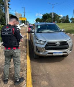 Una mujer detenida en Irigoyen con una camioneta robada en Brasil 3 WhatsApp Image 2025 04 14 at 19.43.49 875x1024 1 - 2