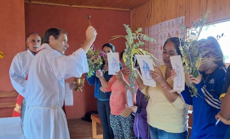 Alberto Barros: “Milei distorsiona las enseñanzas de Jesús” 2 “Dentro de la Iglesia también hay sectores que aplauden esta crueldad. Pero ese catolicismo no es verdadero. Hay que hacer un examen de conciencia muy serio”., indicó Barros