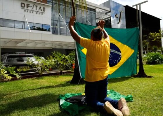 Jair Bolsonaro sigue en terapia intensiva tras una compleja cirugía abdominal 3 bolsonaro internacion - 2