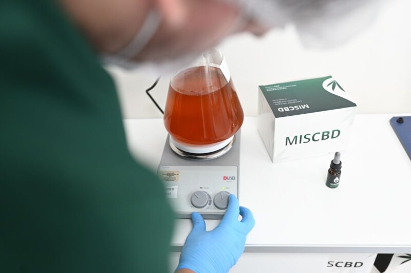 Misio-Pharma: la asamblea no liquidó la empresa y quedó en suspenso sin fecha de definición 2 misiones misiopharma