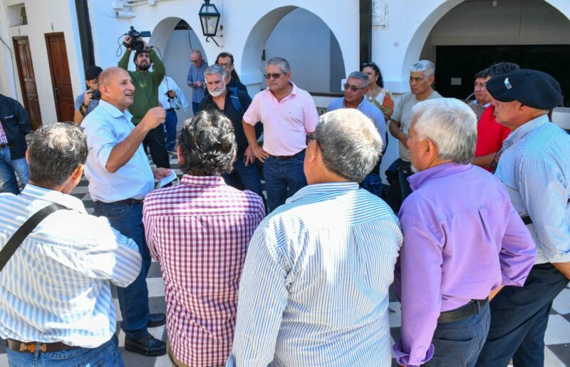 Contingente de ex combatientes correntinos partió rumbo a Malvinas 6 ex combatientes3 - 5