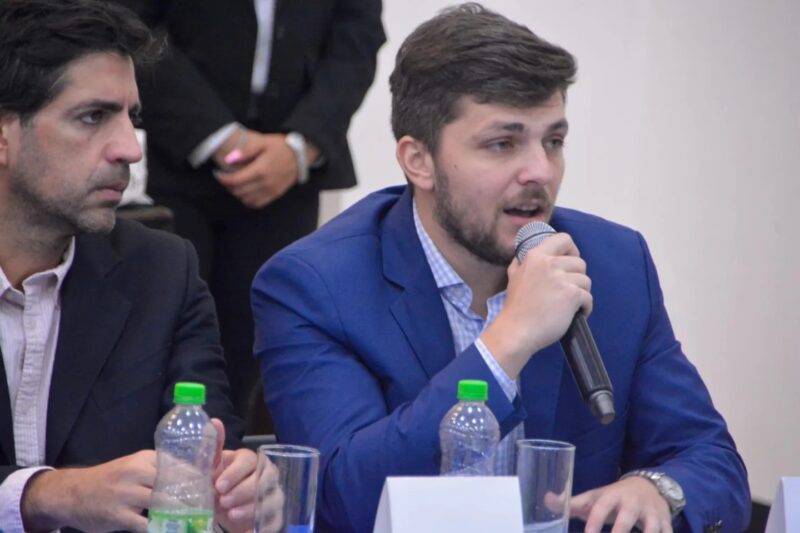 Con 63 habilitaciones en febrero, hubo leve repunte de apertura de comercios en Posadas 6 glinka - 5