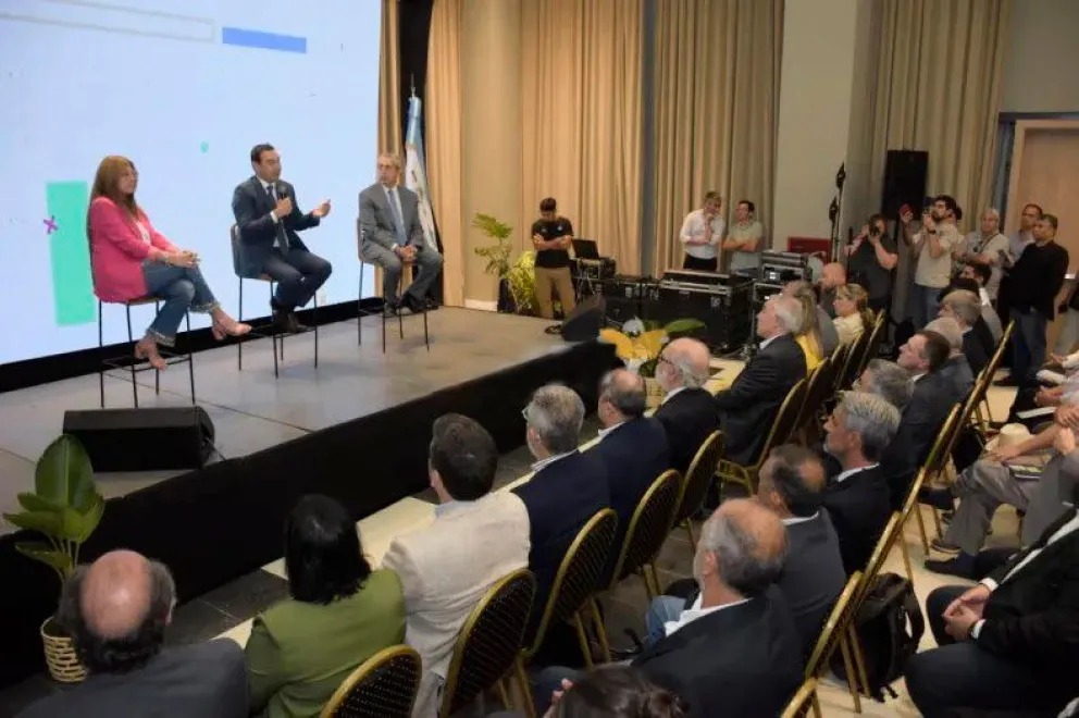 Región Litoral: gobernadores se reúnen el lunes por energía, hidrovía, trabajo y turismo 5 gobernadores litorial2 - 4