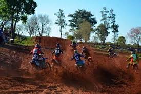 La 2° fecha del Campeonato Misionero de Motocross estrena nuevo circuito en Candelaria 5 images 11 1 - 4