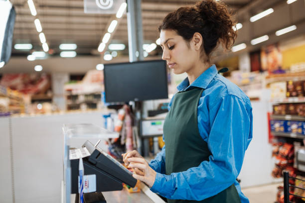 Llegó el día: Desde hoy comercios y pymes deberán detallar los impuestos en los tickets 7 istockphoto 1205748447 612x612 1 - 6