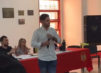 Koch no descarta un armado opositor amplio en la Legislatura 1 koch