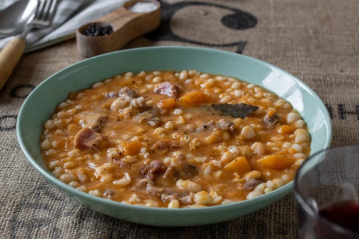 Locro del 1° de mayo en Posadas: repunte de último momento en carnicerías 4 locroo 1 - 3