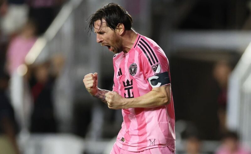 messi mls1 - 4