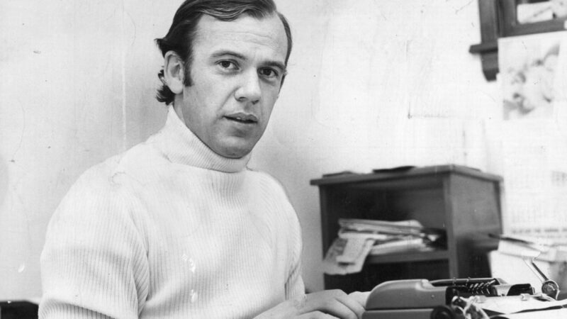 El día que el Papa Francisco mandó a investigar un milagro eucarístico en Buenos Aires 6 Mike Willesee, periodista australiano