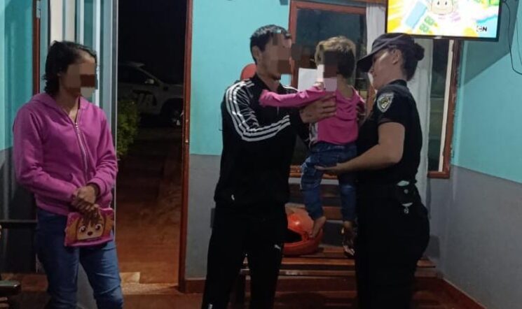 Rescatan tres hermanitos de entre 1 a 4 años abandonados en San Vicente rescatan - 3