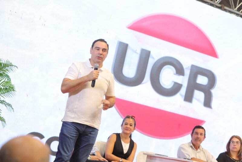 Valdés deja abierta la puerta a un acuerdo con Ricardo Colombi en Corrientes 2 Gustavo Valdés gobernador de Corrientes