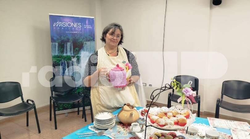 Día Internacional del Té: brindis con sabor misionero 2 Alba Agüero, dueña de El Alba Casa de Té
