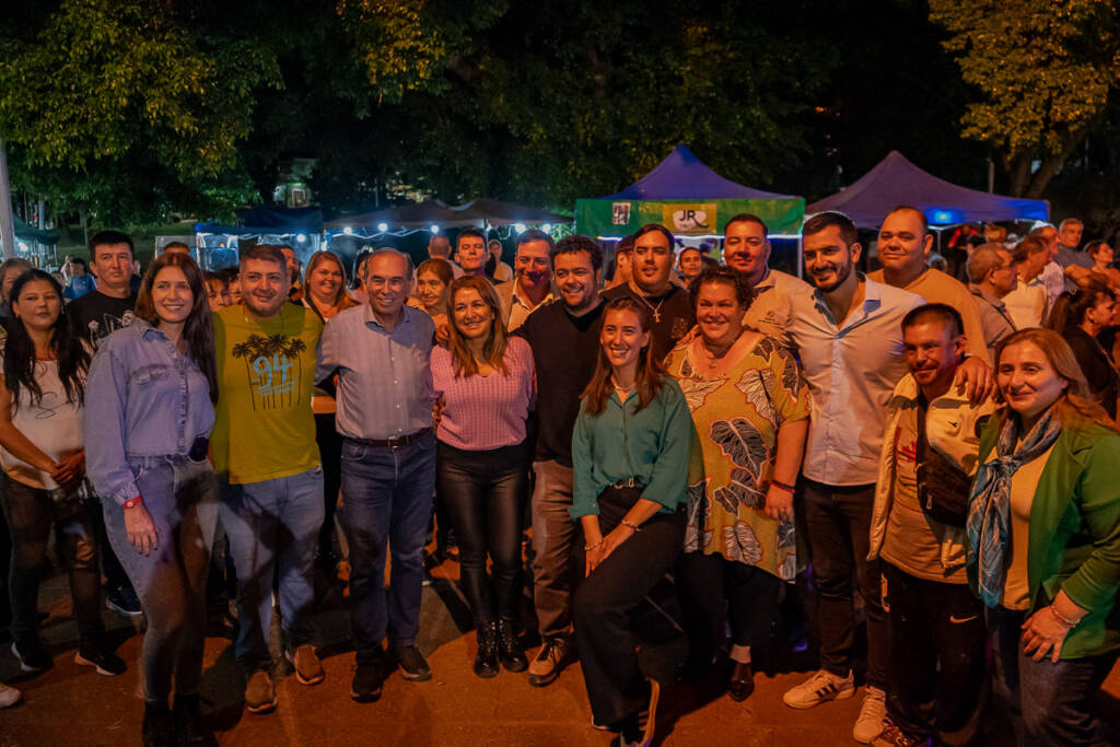 Daniel Vigo celebró el legado de esfuerzo y unidad de Villa Cabello 5 ANIVERSARIO VILLA CABELLO - 4