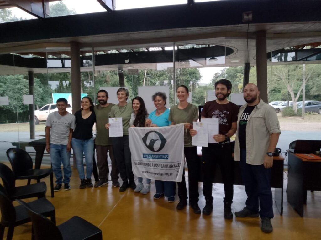 Colonia Chapá y Alilicucú, nuevos clubes observadores de aves en Misiones 5 Club Observadores Aves 2 - 4