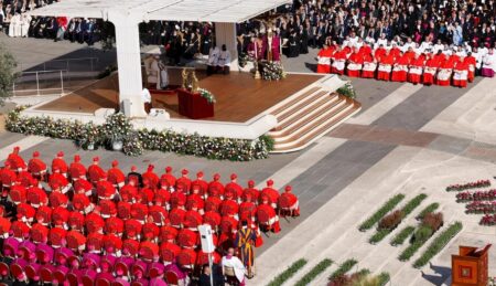 Comenzó el cónclave en el Vaticano