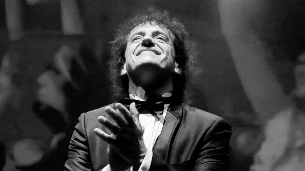 Murió Ángel Mahler, referente del musical argentino y creador de Drácula Angel Mahler falleció este domingo
