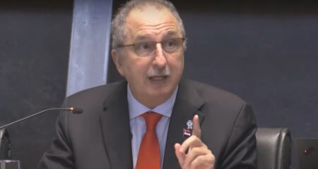 Breve mensaje de Passalacqua a los diputados y un informe extenso que dejó por escrito HP en la sesion - 3
