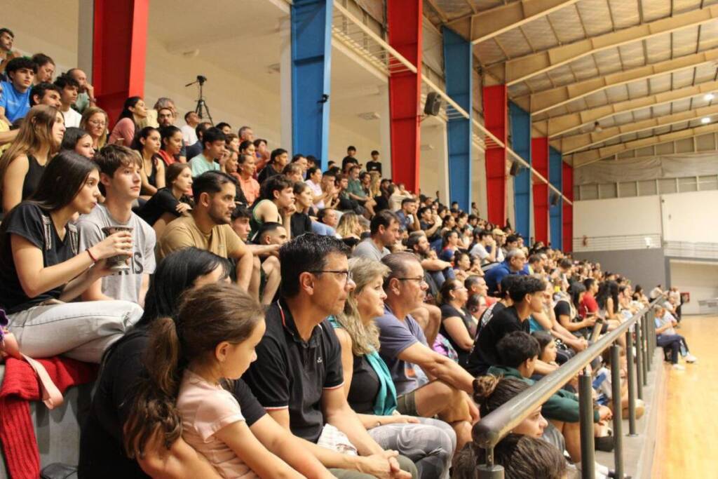Voley Nacional Sub 18: Santa Fe y Metropolitana campeones. 7 IMG 20250510 WA0120 - 6