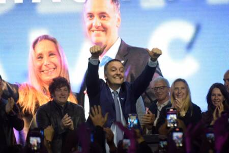 Tabula rasa: qué significa la frase que usó Manuel Adorni tras ganar las elecciones porteñas candidaturas testimoniales